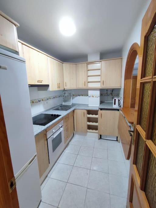 Apartamento En Playa Carvajal فوينخيرولا المظهر الخارجي الصورة