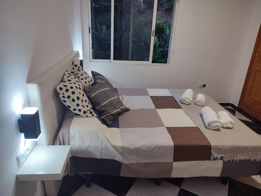 Apartamento En Playa Carvajal فوينخيرولا المظهر الخارجي الصورة