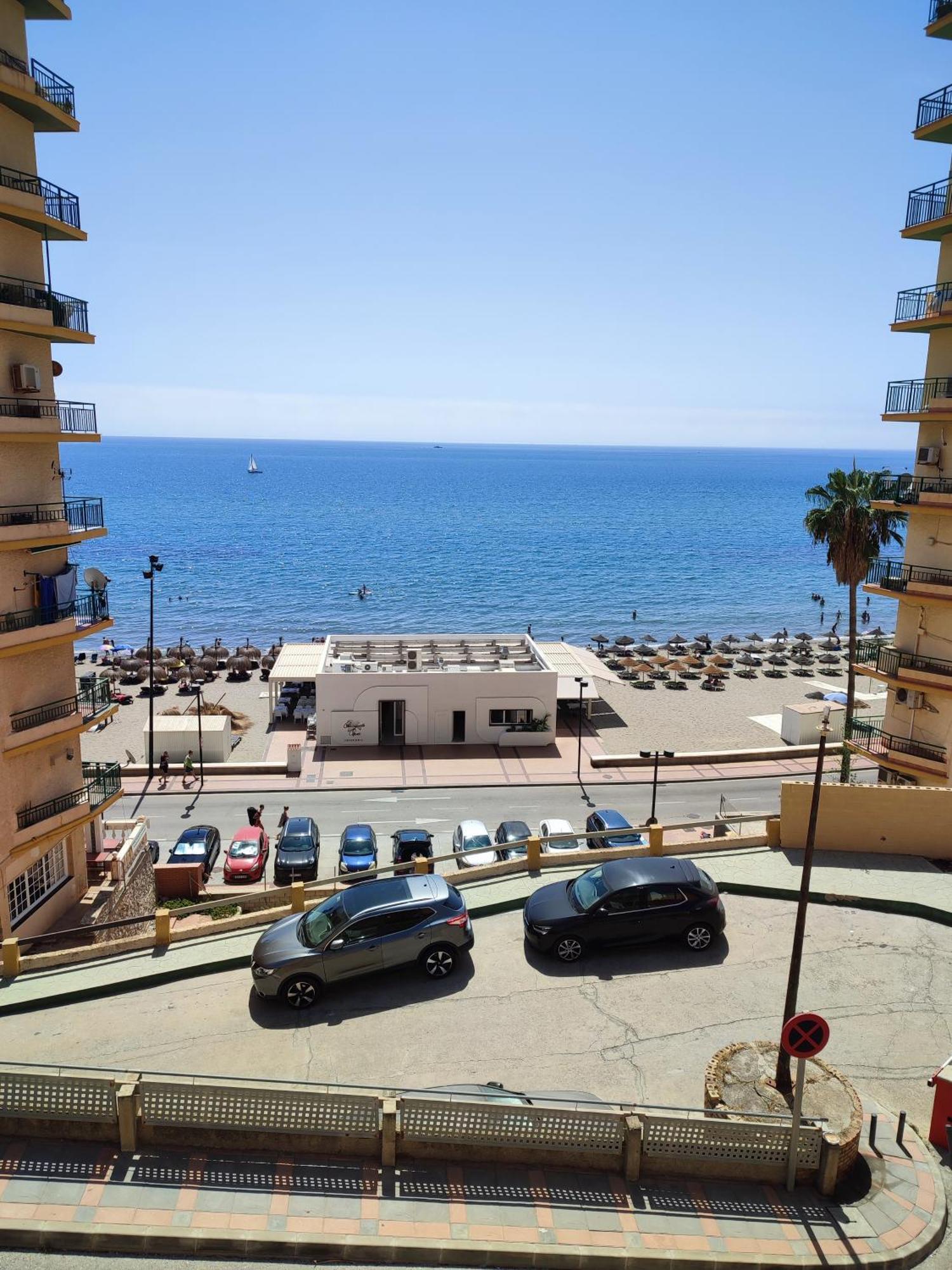 Apartamento En Playa Carvajal فوينخيرولا المظهر الخارجي الصورة